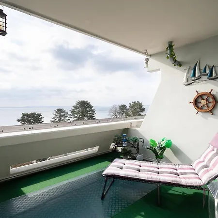 App 211 - Strandlage Sierksdorf