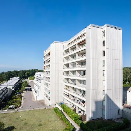 Apartment App 211 *